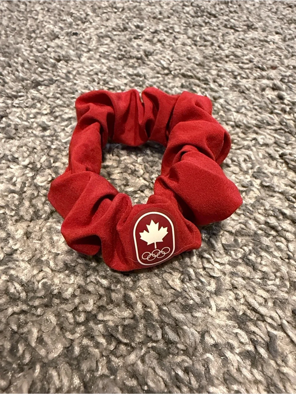 Lululemon athletica Team Canada Uplifting Scrunchie
